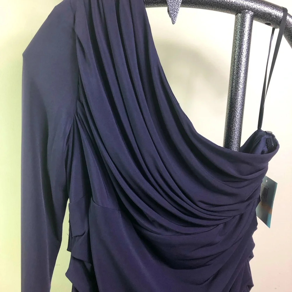 SUZU CHIN for MAGGI BOUTIQUE grape long sleeves dress, ruched front & back. - Picture 7 of 11